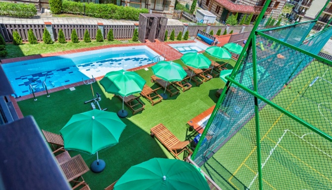 7_pools_apartments_Bansko_Air_Tour_Travel
